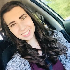 Meet your Posher, Kylee